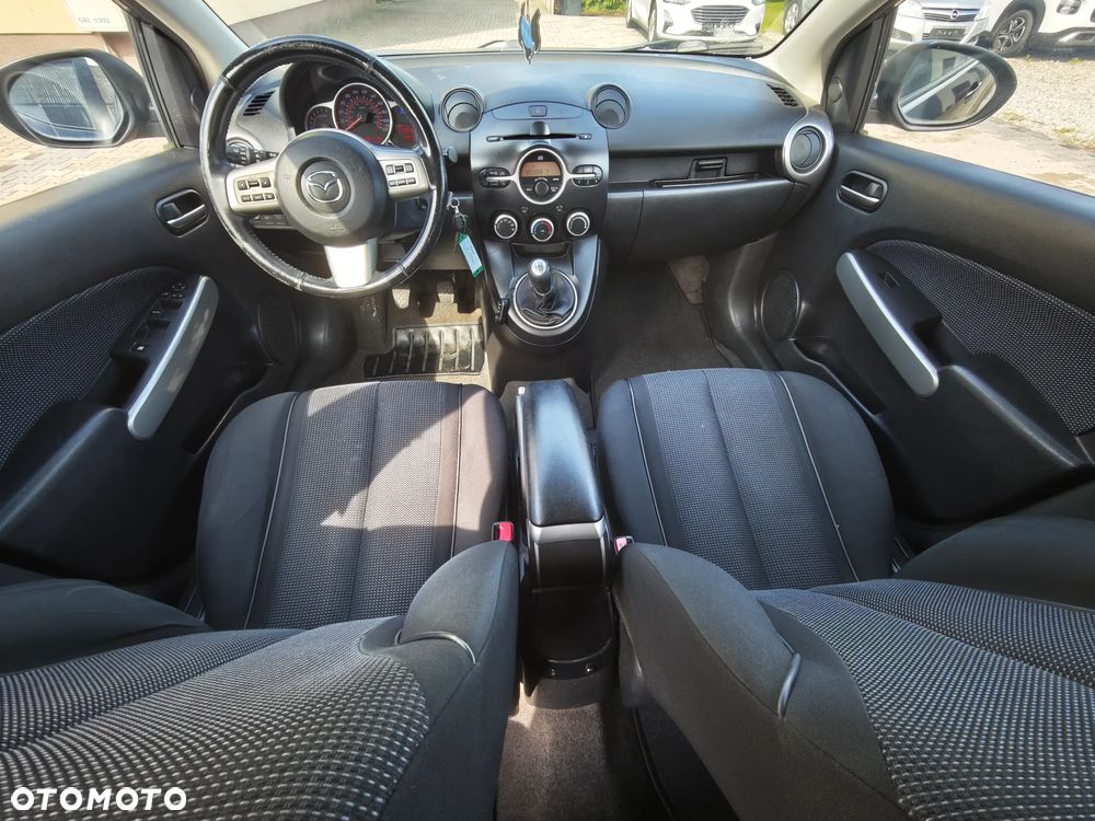 Mazda 2 1.5 Dynamic - 25