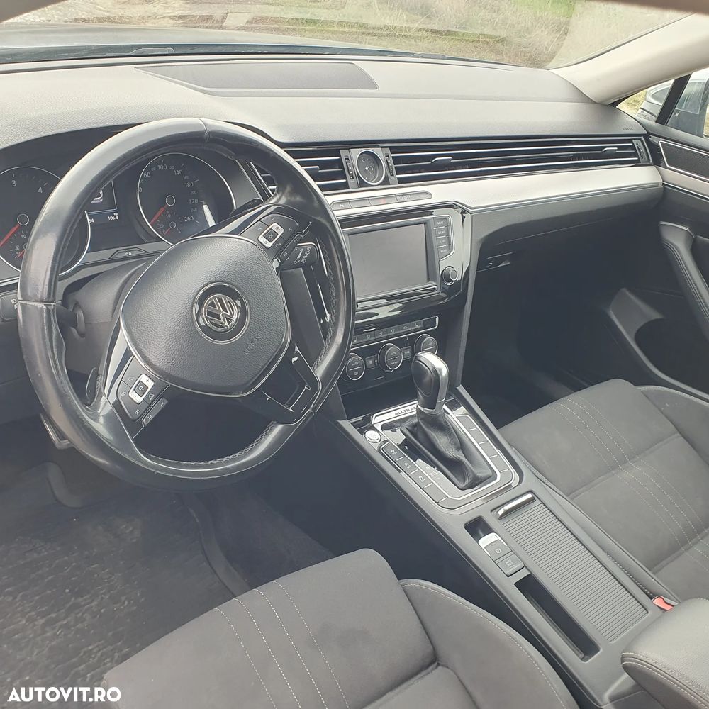 Volkswagen Passat Alltrack 2.0 TDI DSG 4Motion - 9