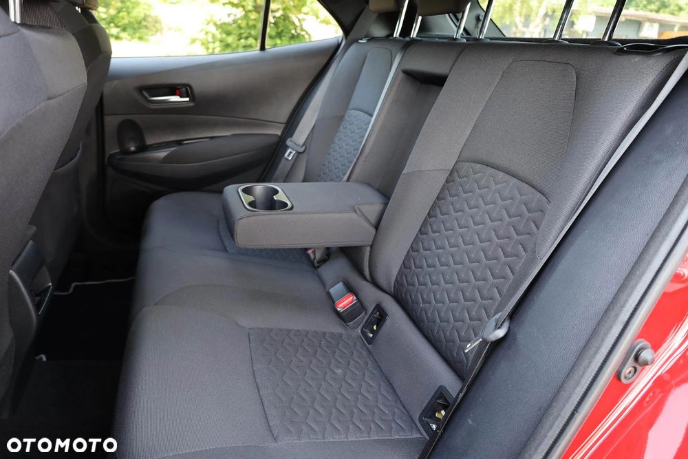 Toyota Corolla 1.8 Hybrid Comfort - 35