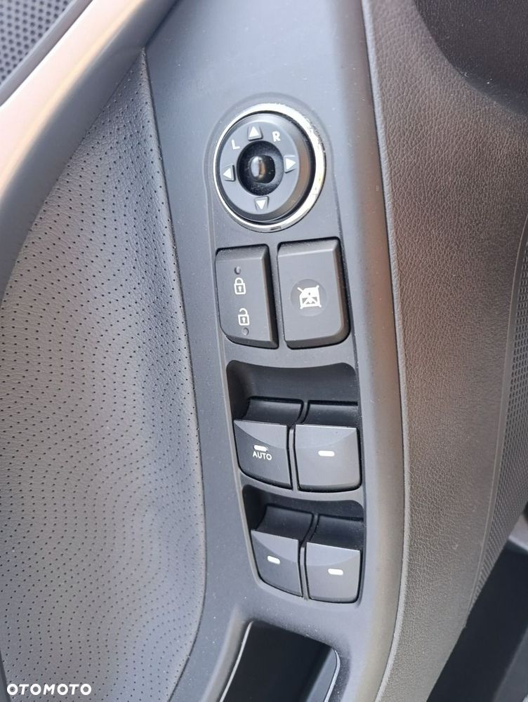 Hyundai Elantra - 18
