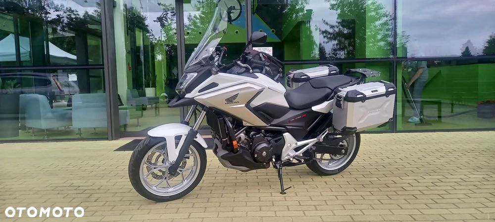 Honda NC - 9