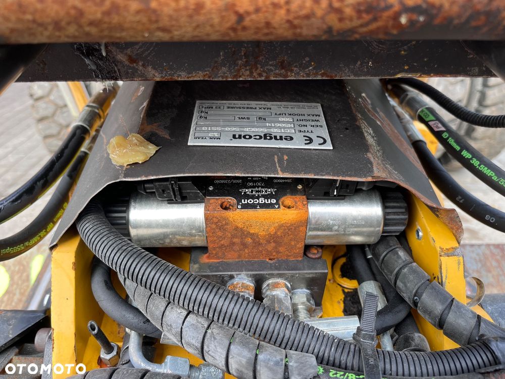 Hitachi ZX145W-3 - 9