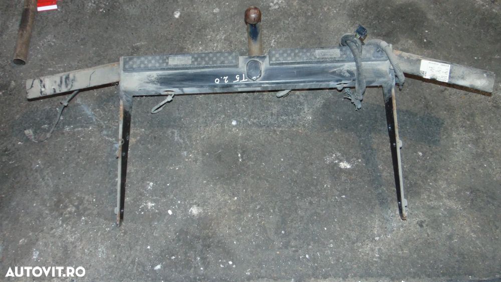 Carlig remorcare VW T5 an 2013 - 3