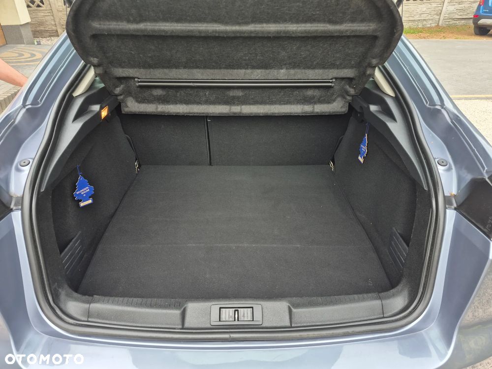 Renault Laguna dCi 150 FAP GT - 17
