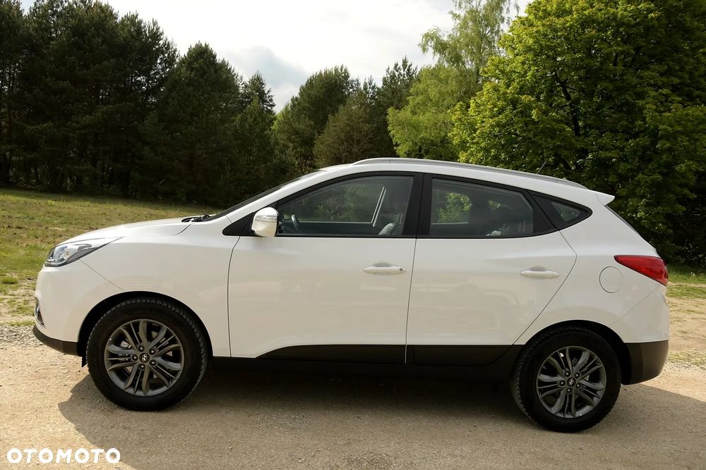 Hyundai ix35 1.6 2WD Fifa World Cup Edition - 9