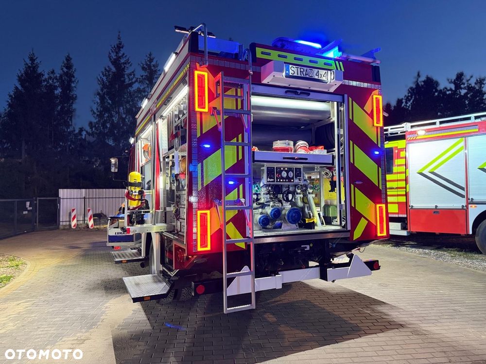 MAN Straż pożarna, Pojazd pożarniczy, Wóz strażacki, MAN L80 średni GBA 4x4 CNBOP, wyciągarka, 3200l wody, reduktor, blokady, mosty - 4