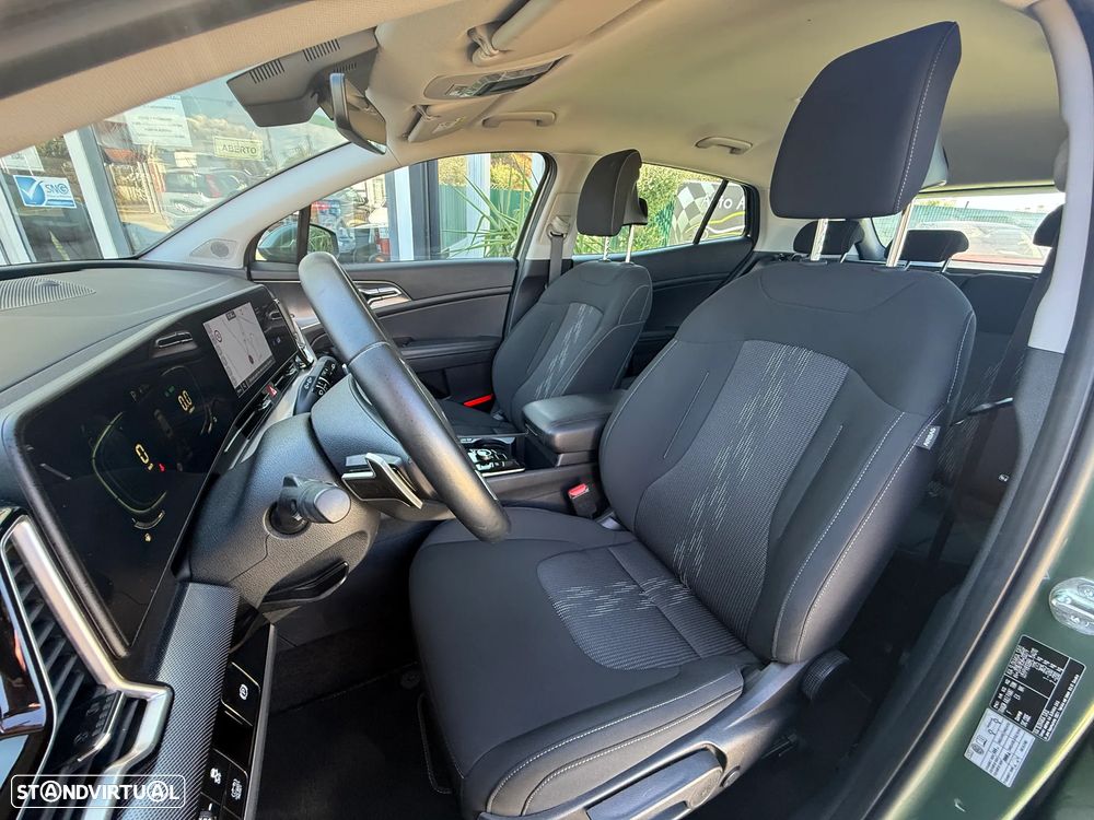 Kia Sportage 1.6 T-GDi HEV Tech - 21