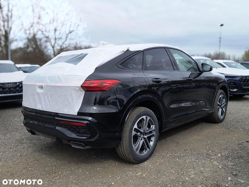 Audi Q5 Sportback - 4