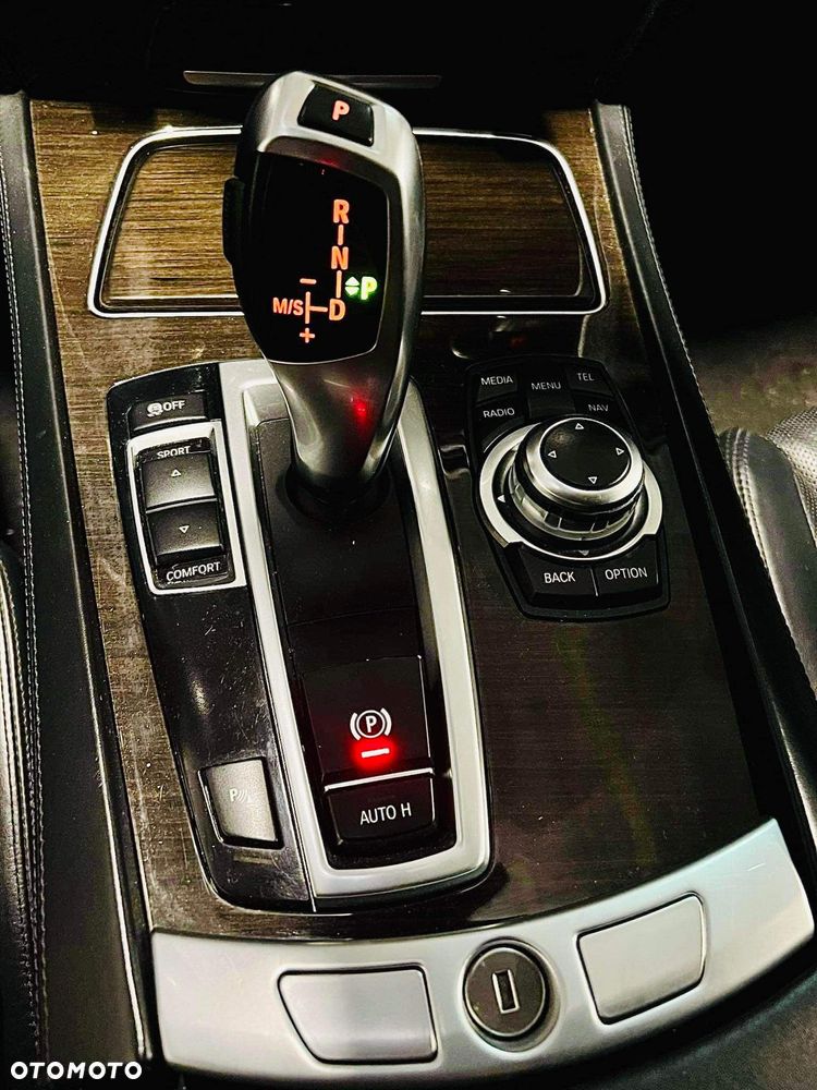 BMW Seria 7 730d - 19