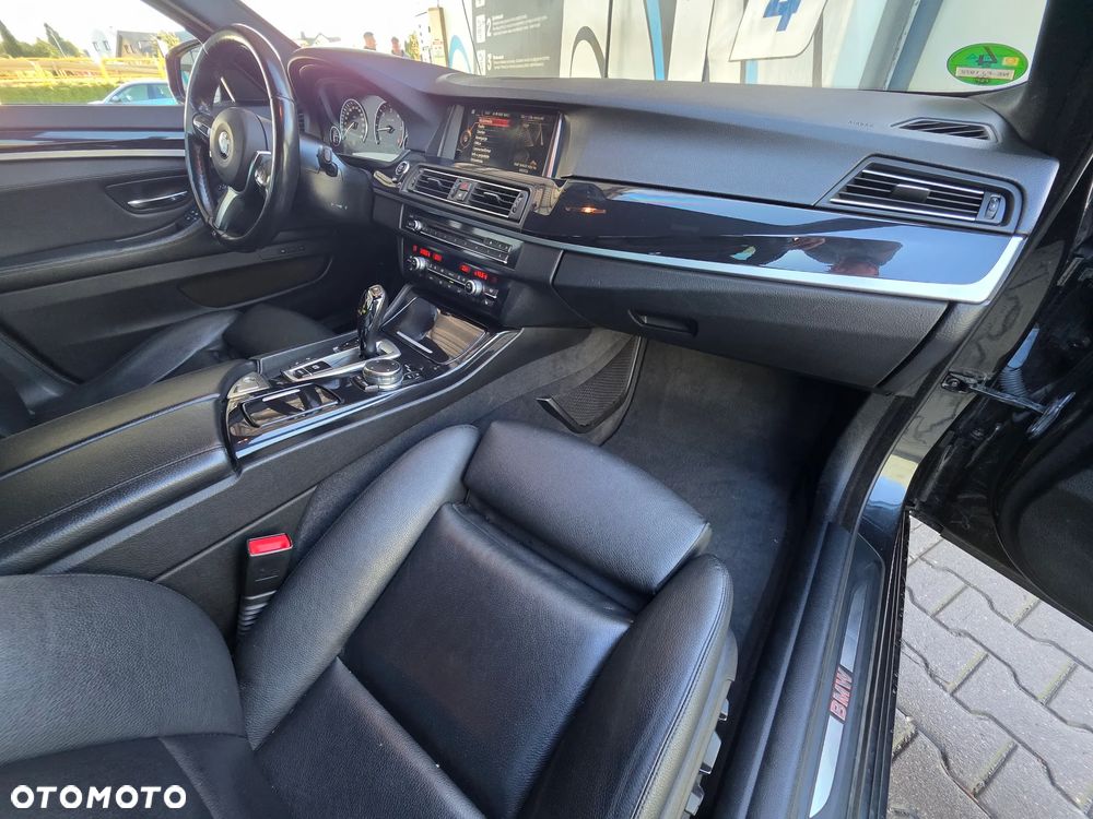 BMW Seria 5 535d xDrive Sport-Aut - 12