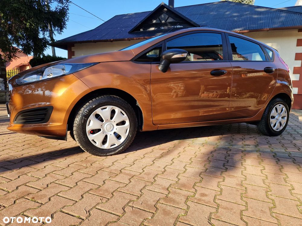 Ford Fiesta 1.25 Ambiente - 2