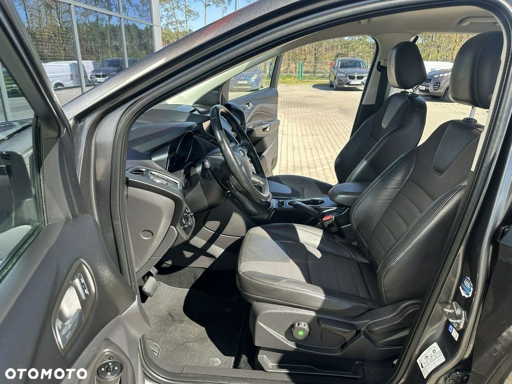 Ford Kuga 2.0 TDCi AWD Titanium - 11