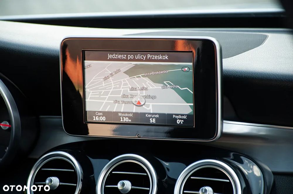 Mercedes-Benz Klasa C 180 (BlueTEC) d 7G-TRONIC AMG Line - 20