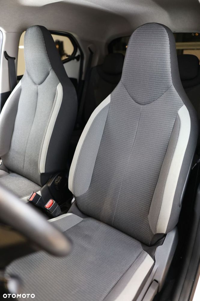 Toyota Aygo - 10