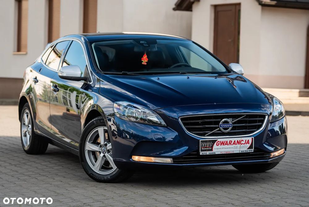 Volvo V40 D3 Drive-E Ocean Race - 1