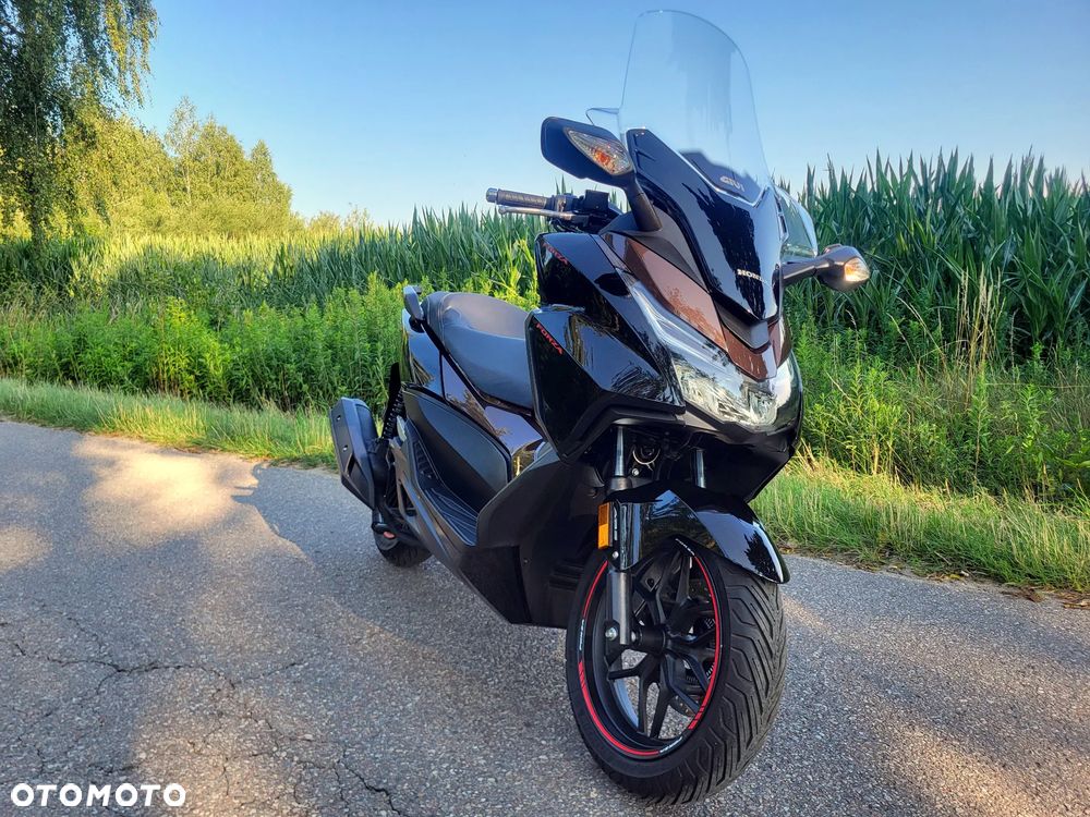 Honda NSS - 16