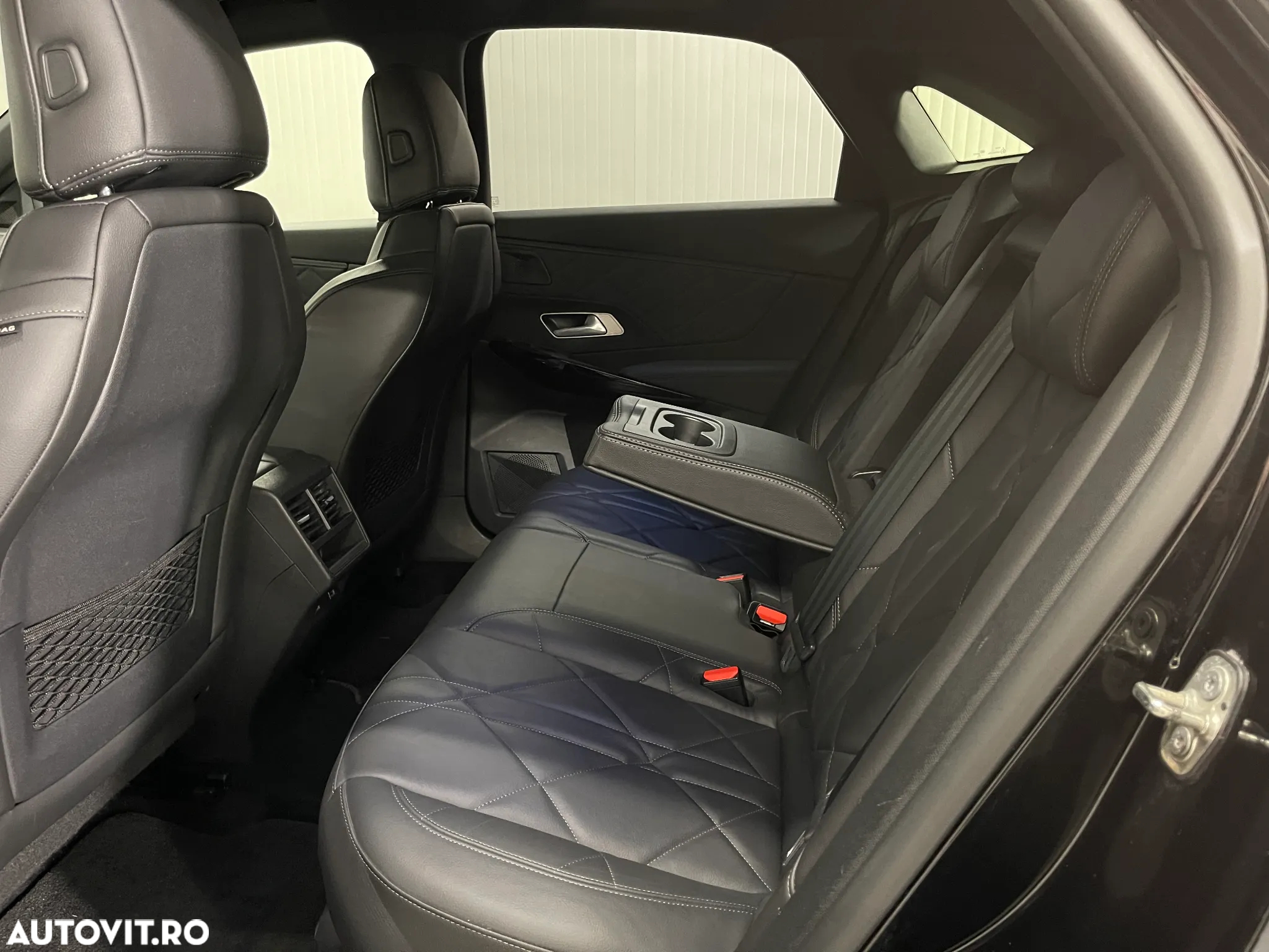 DS Automobiles DS 7 Crossback - 13