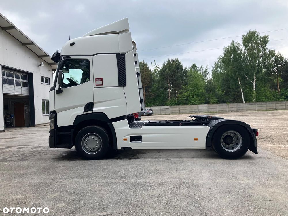 Renault T - 10