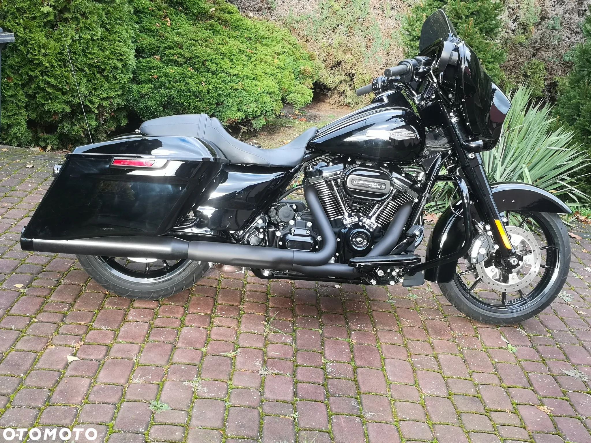 Harley-Davidson Touring Street Glide - 14