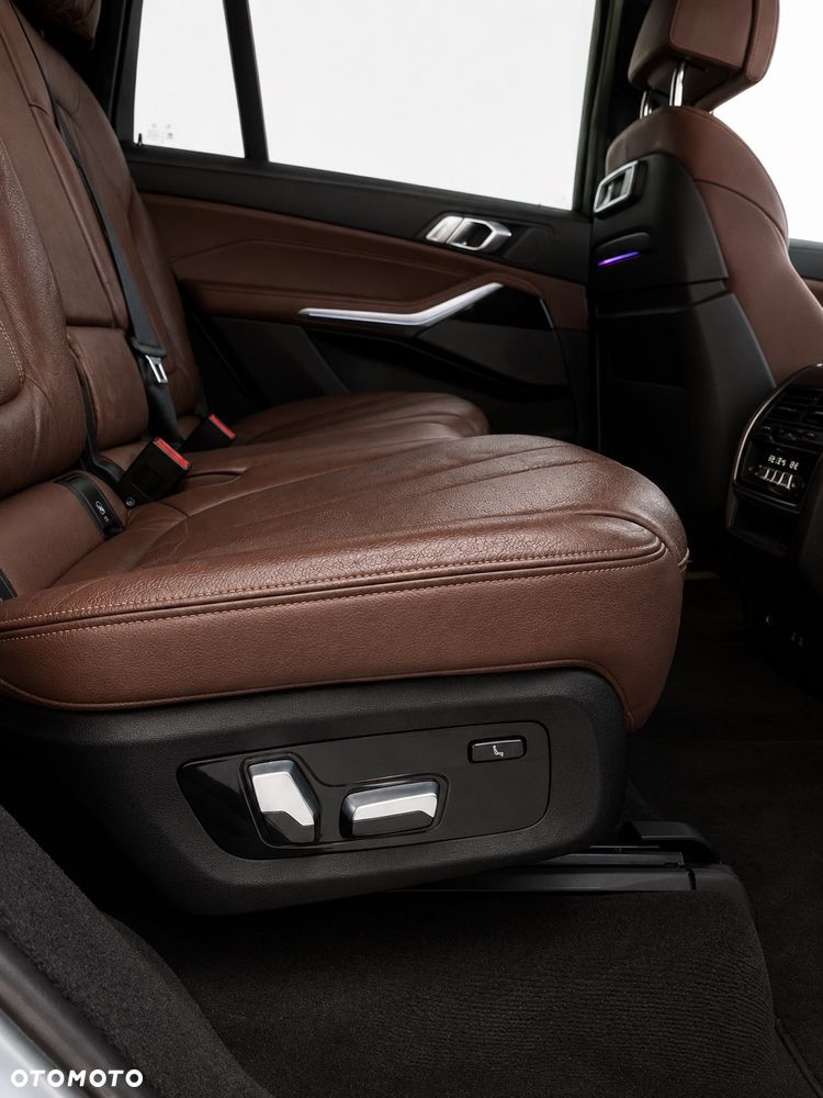 BMW X7 - 14