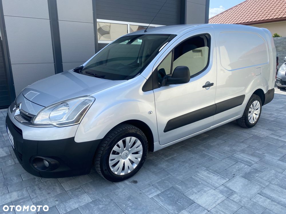Citroën BERLINGO 1.6 HDI, MAX długi, 3-osobowy, klimatyzacja, zakupiony w salonie w Rzeszowie - 1