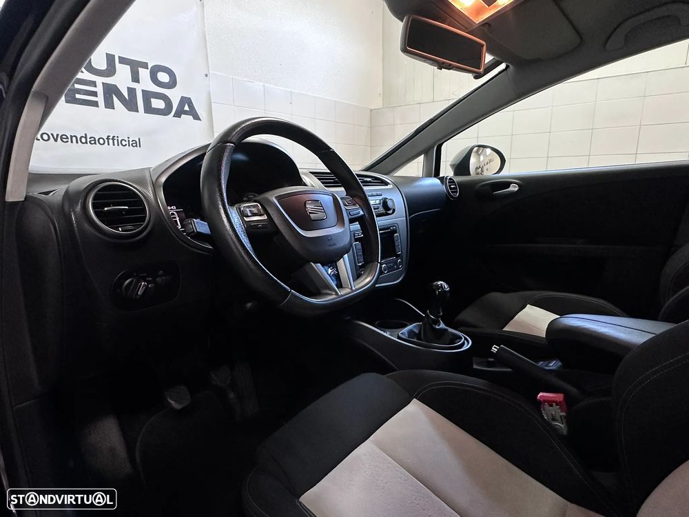 SEAT Leon 2.0 TDI FR DPF - 8