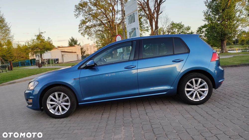 Volkswagen Golf 1.2 TSI BMT Trendline - 21