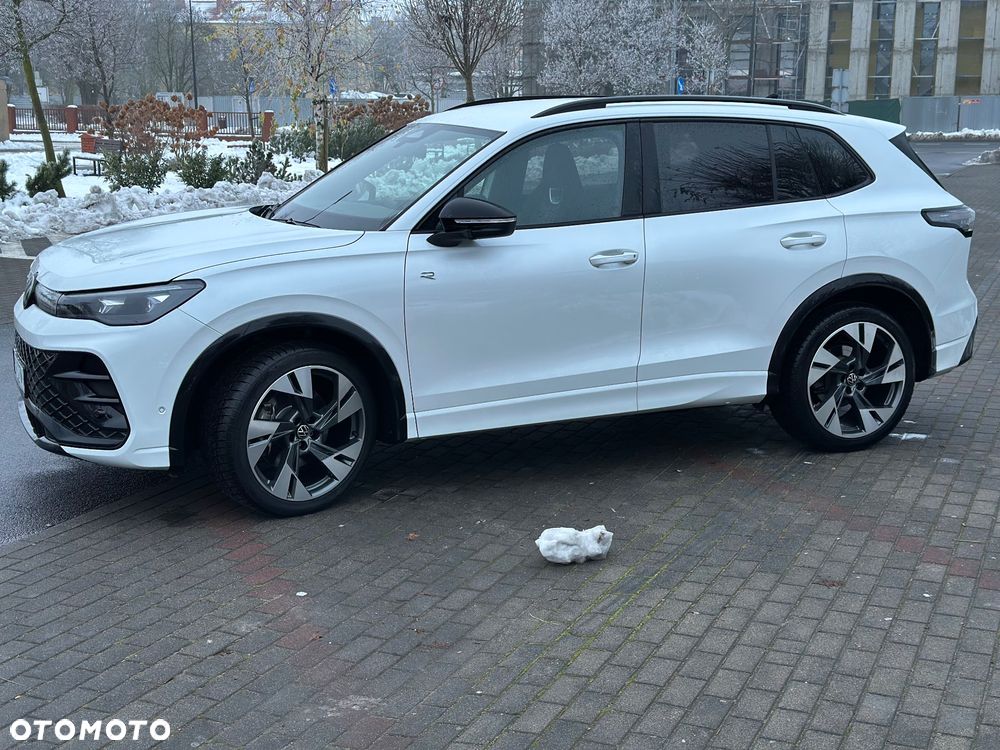Volkswagen Tiguan 2.0 TDI SCR DSG R-Line - 17