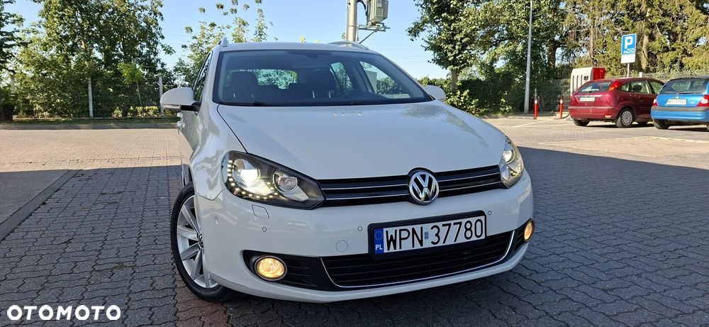 Volkswagen Golf Variant 1.4 TSI DSG Exclusive - 25