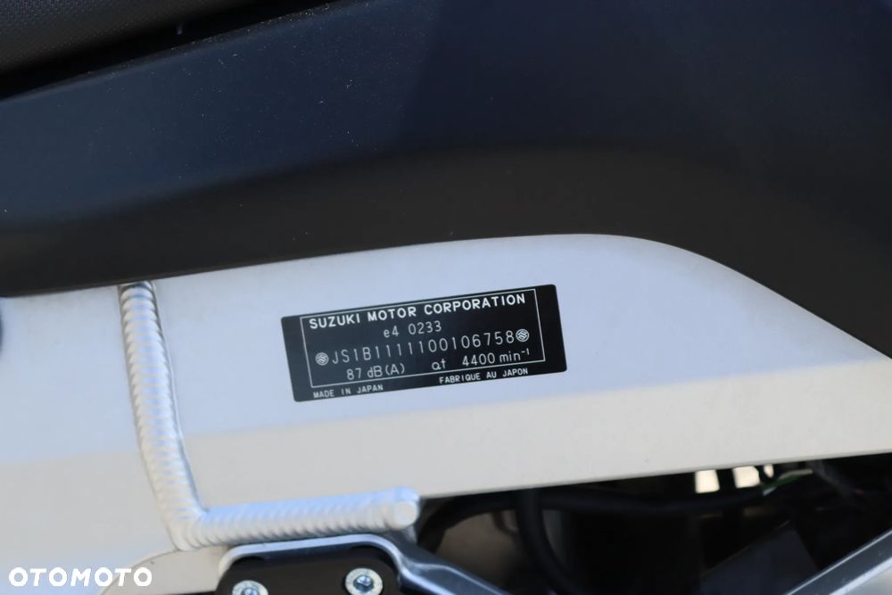 Suzuki V-STROM - 29