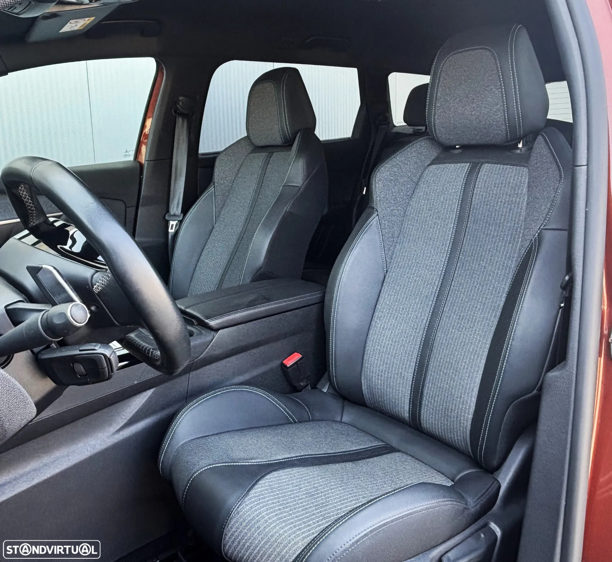 Peugeot 5008 1.5 BlueHDi Allure Pack EAT8 - 12