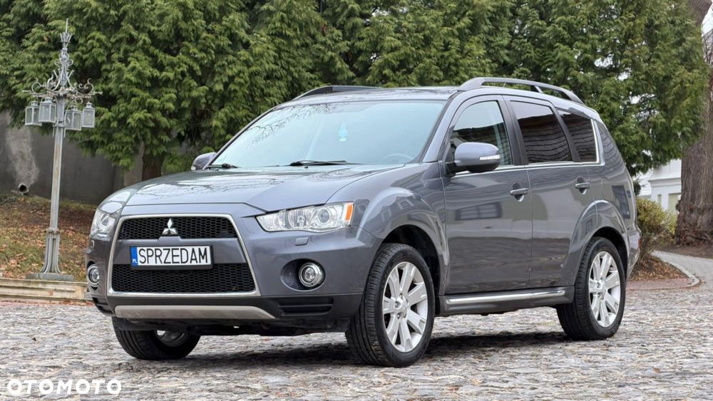 Mitsubishi Outlander - 3
