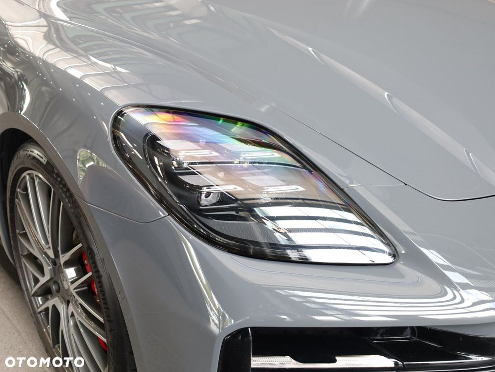Porsche Panamera - 26