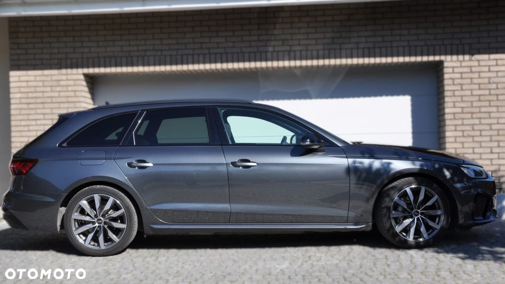 Audi A4 Avant - 16