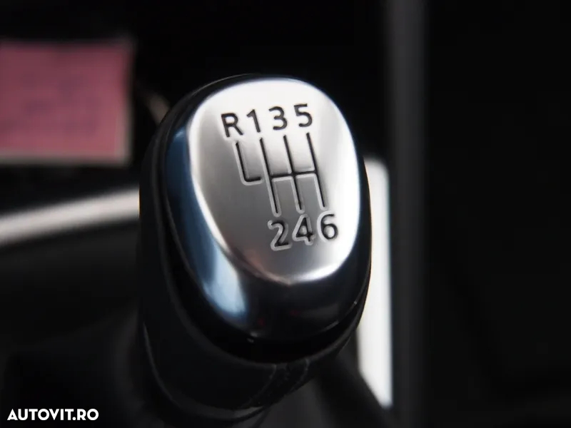 Renault Captur TCe GPF Intens - 8