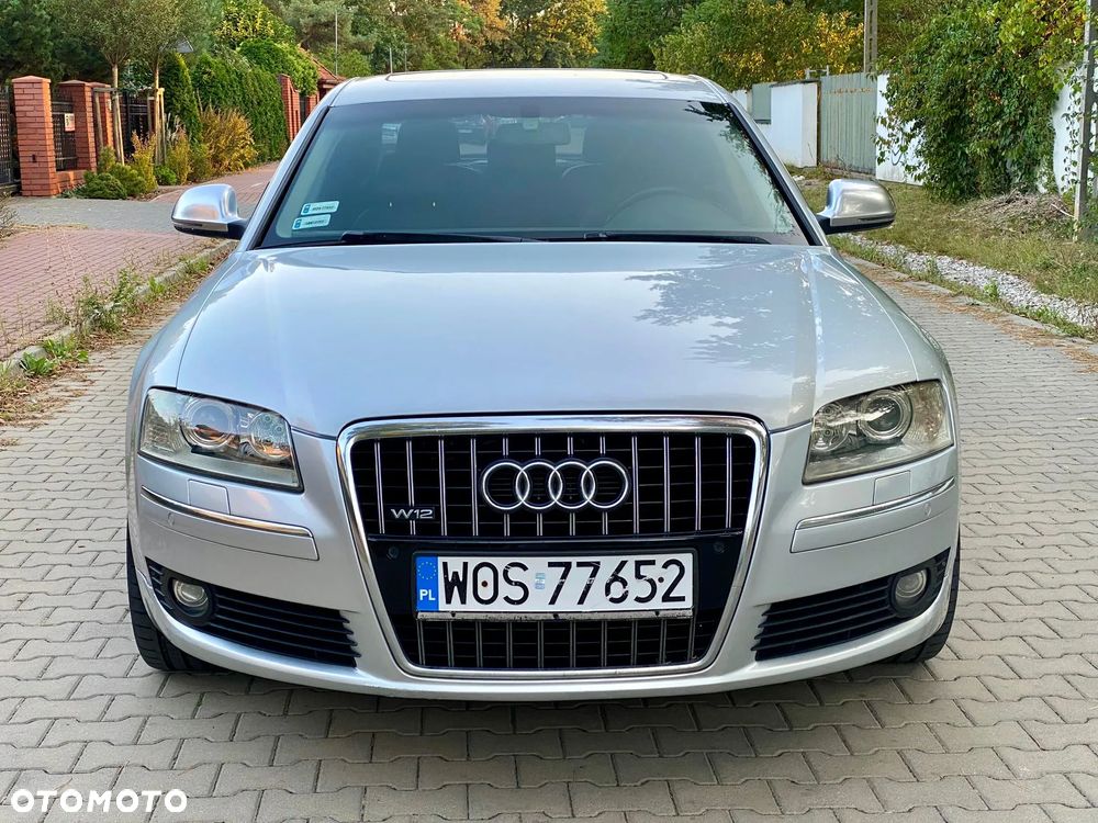 Audi A8 6.0 W12 Quattro - 11