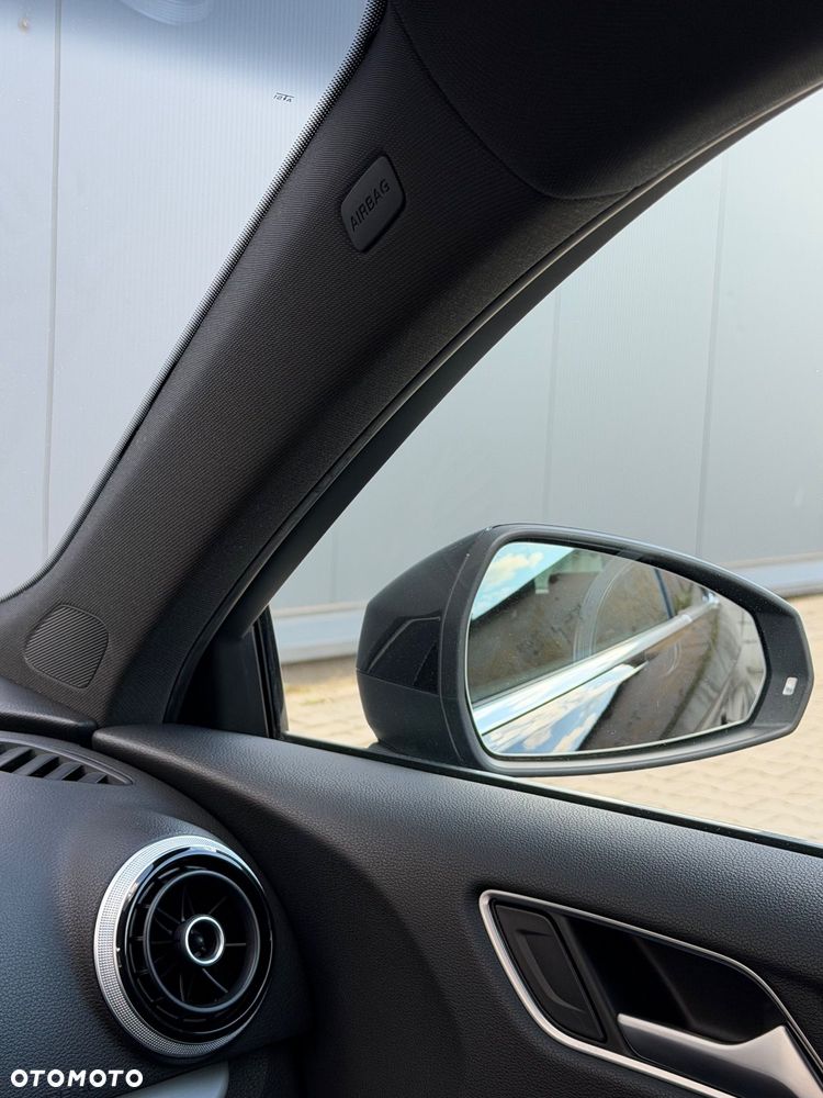 Audi A3 3-drzwiowe 1.4 TFSI S line Sportpaket - 38