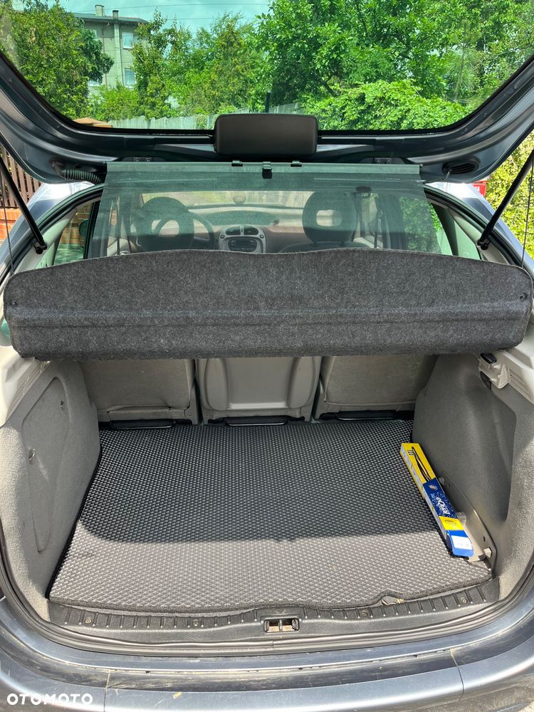 Citroën Xsara Picasso 2.0 HDI Exclusive - 13