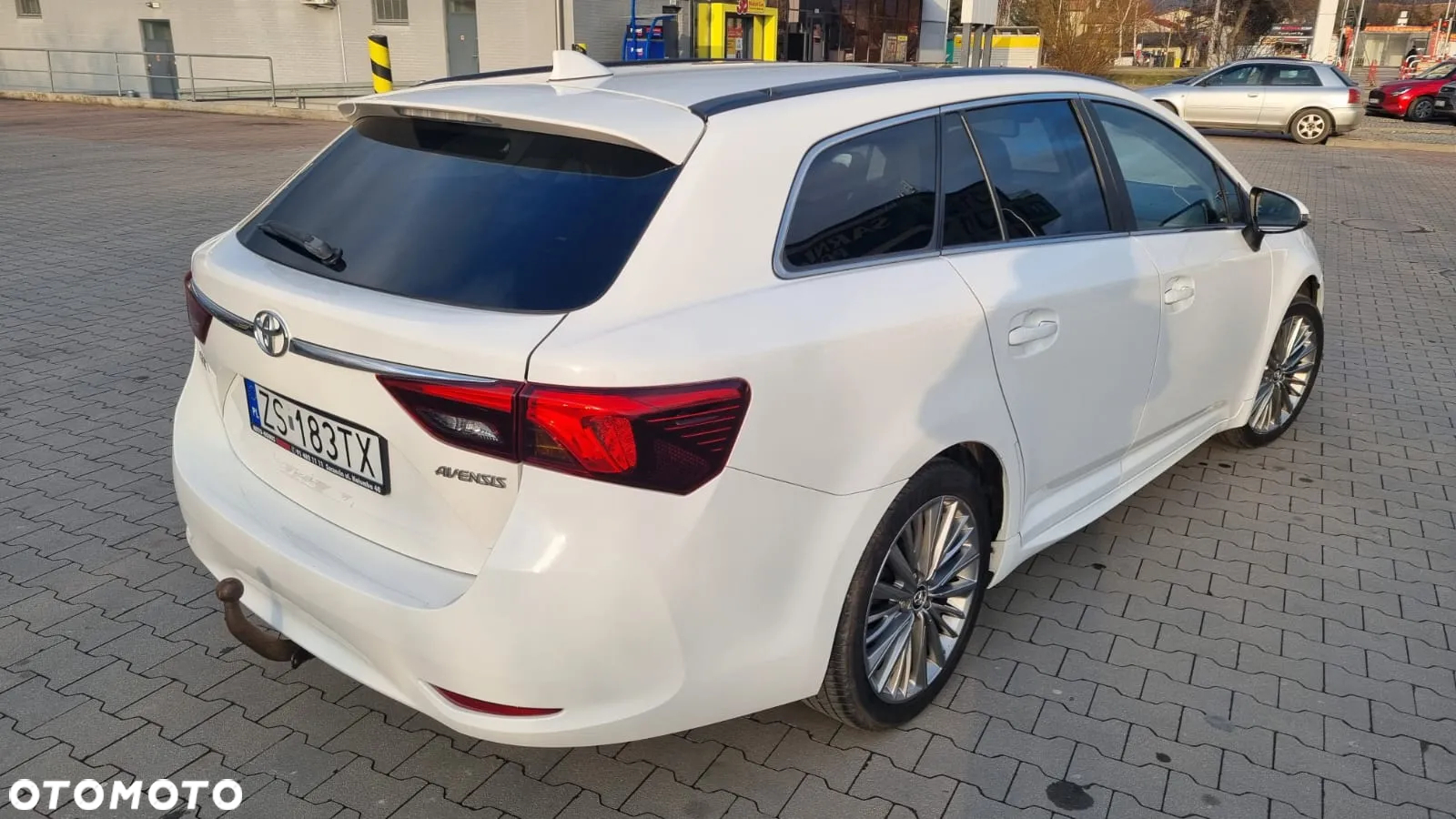 Toyota Avensis Touring Sports 1.8 Executive - 5