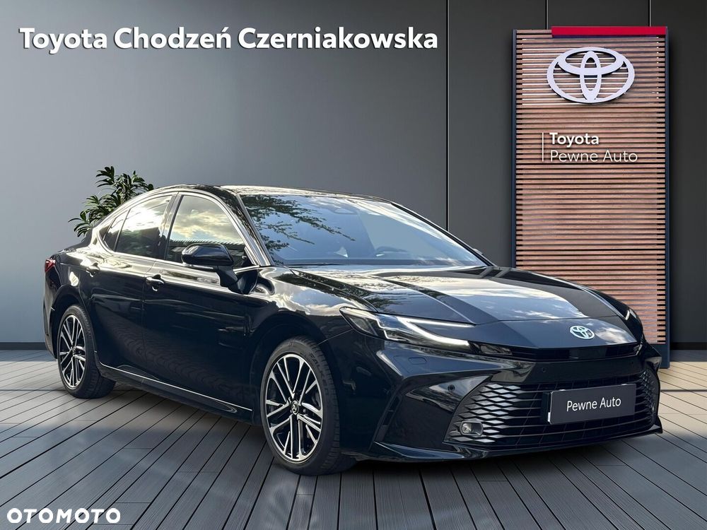 Toyota Camry - 6