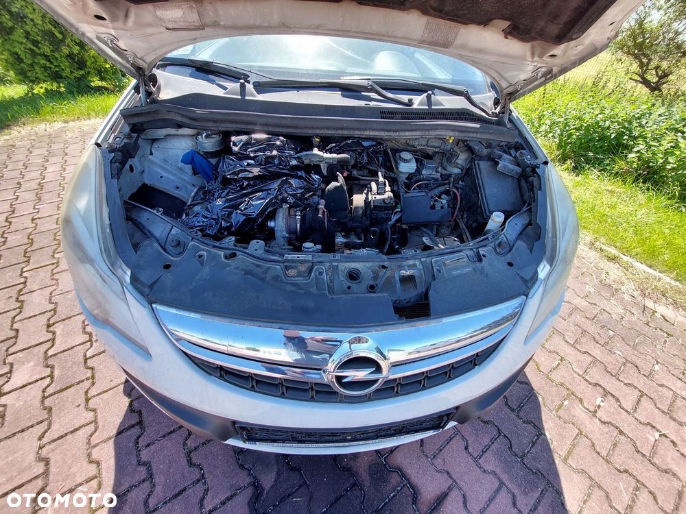 Opel Corsa D lift 1.3 cdti pas przedni chłodnice - 2
