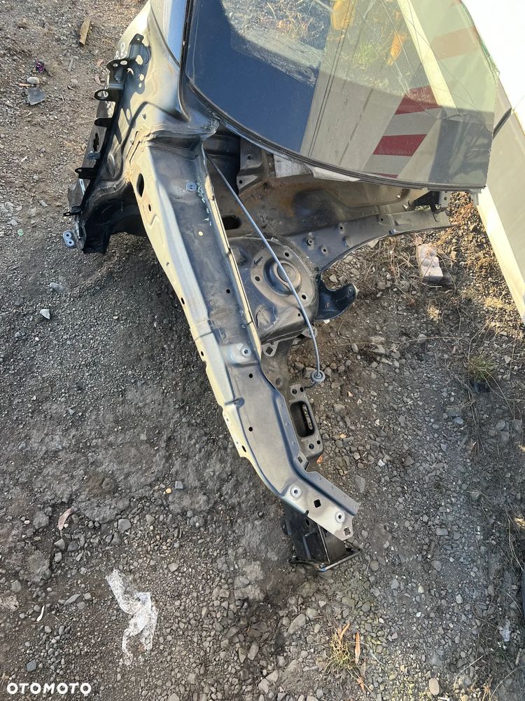ĆWIARTKA PODŁUŻNICA PRAWA AUDI Q3 83A ĆWIARTKA PRAWY PRZÓD FARTUCH - 3