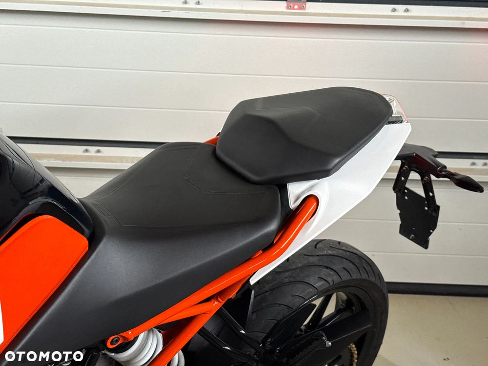 KTM Duke 125 - 13