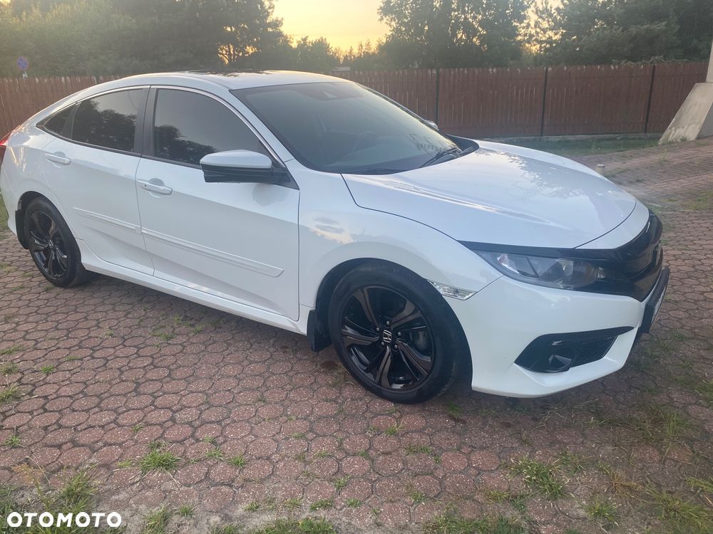 Honda Civic 1.5 i-VTEC Turbo CVT Executive - 10