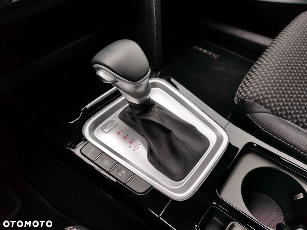 Kia XCeed 1.4 T-GDI L DCT - 13