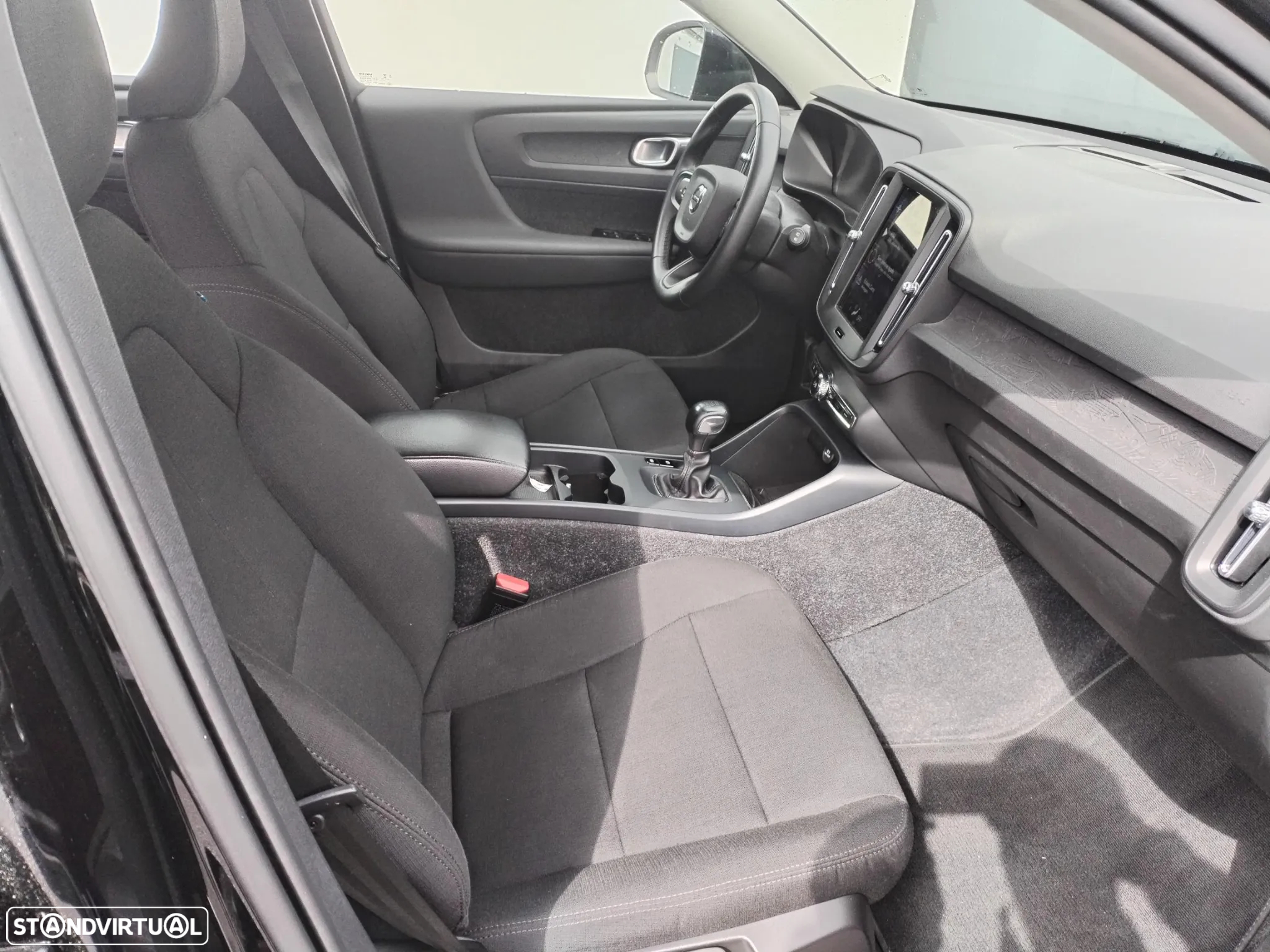 Volvo XC 40 1.5 T2 Essential - 26