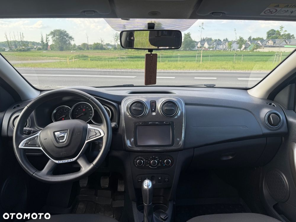Dacia Sandero - 10