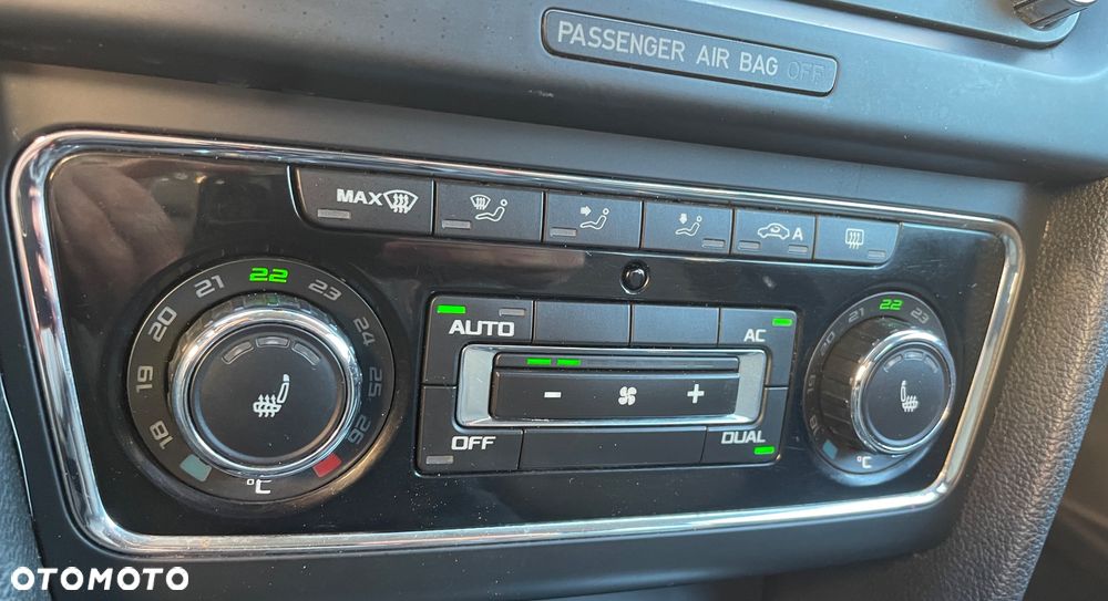 Skoda Superb 2.0 TDI Elegance - 30