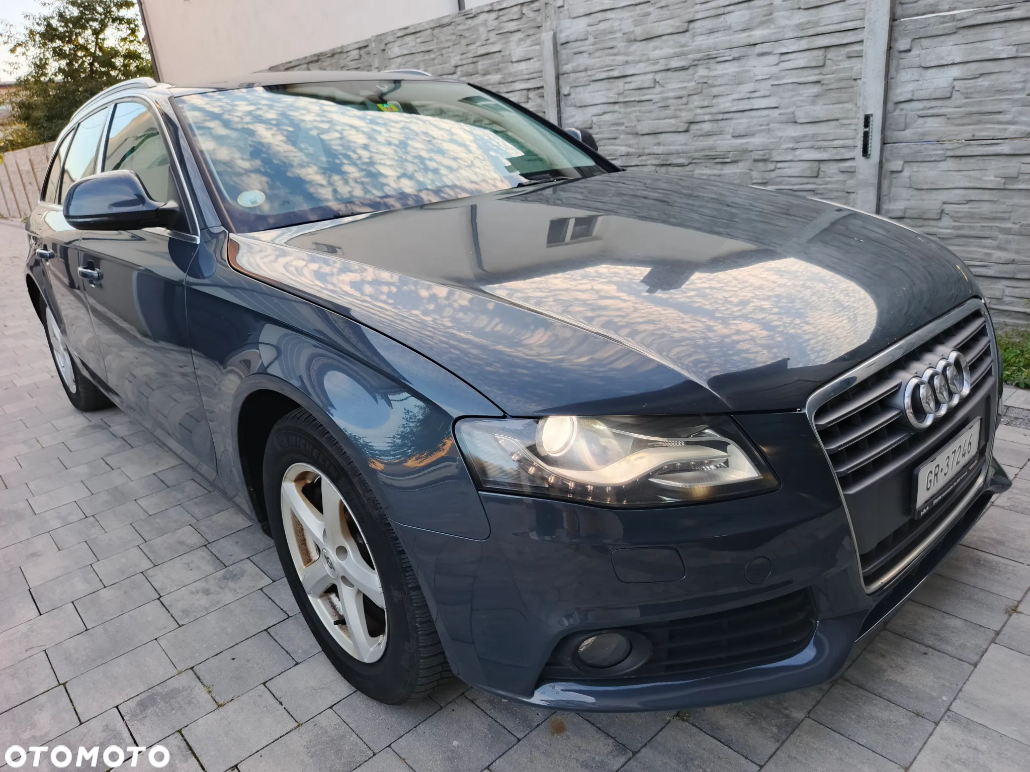 Audi A4 Avant 2.0 TDI Multitronic - 28