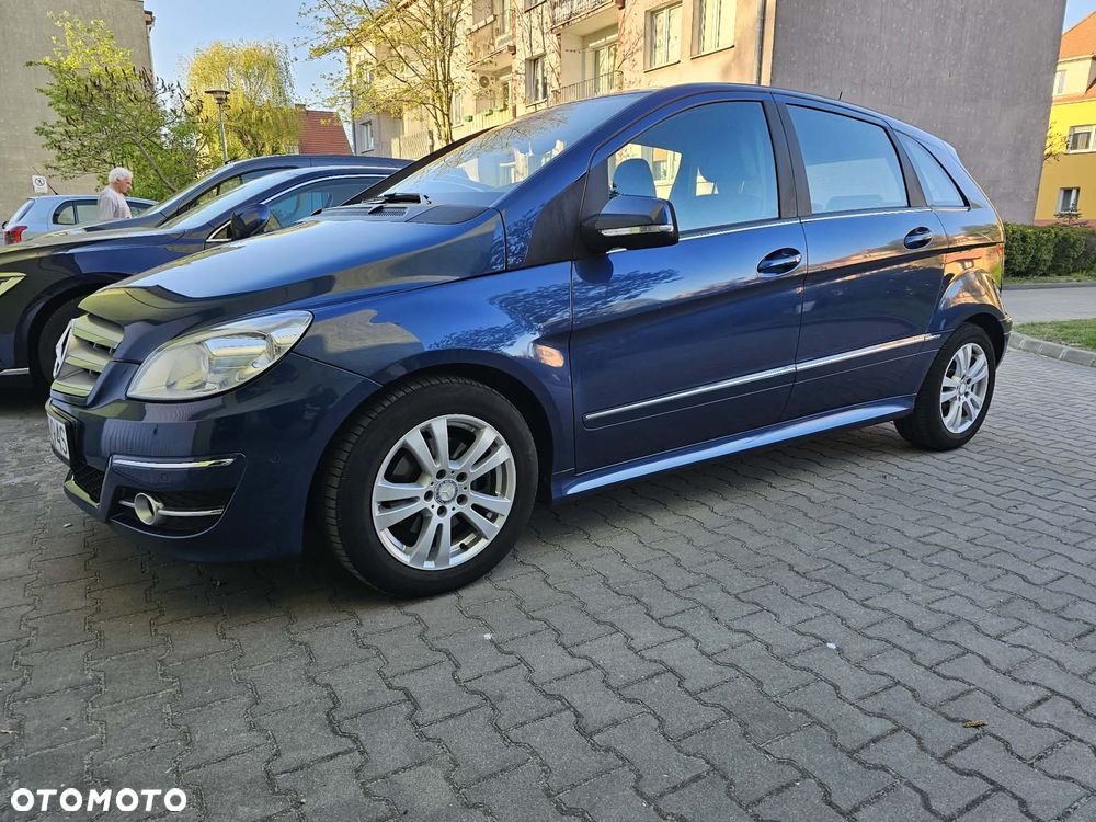 Mercedes-Benz Klasa B 180 CDI DPF Special Edition - 1